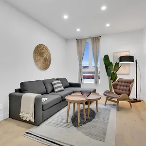 https://le-sand-and-stone-griffintown.hotels-in-montreal.org