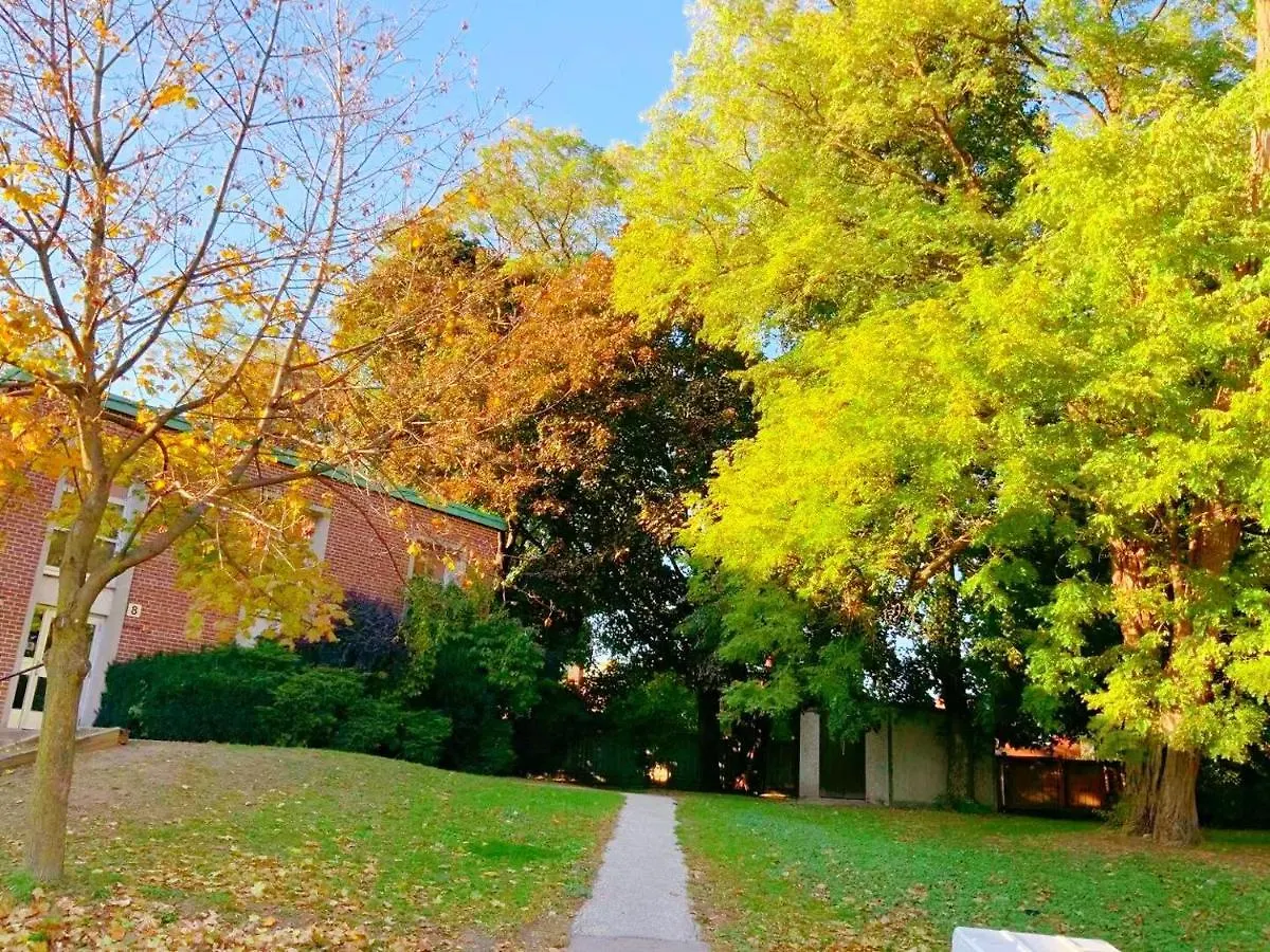 The Leaside Garden Guesthouse 多伦多 0*,