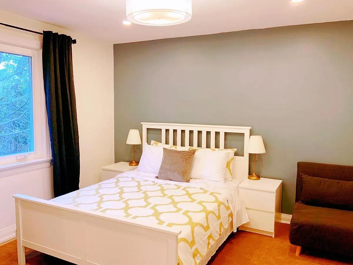 The Leaside Garden Guesthouse 多伦多 0*,  加拿大